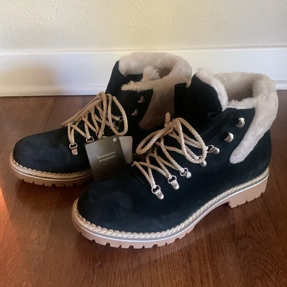 Montelliana NWT boots, beautiful quality and unworn. - Picture 6 of 13